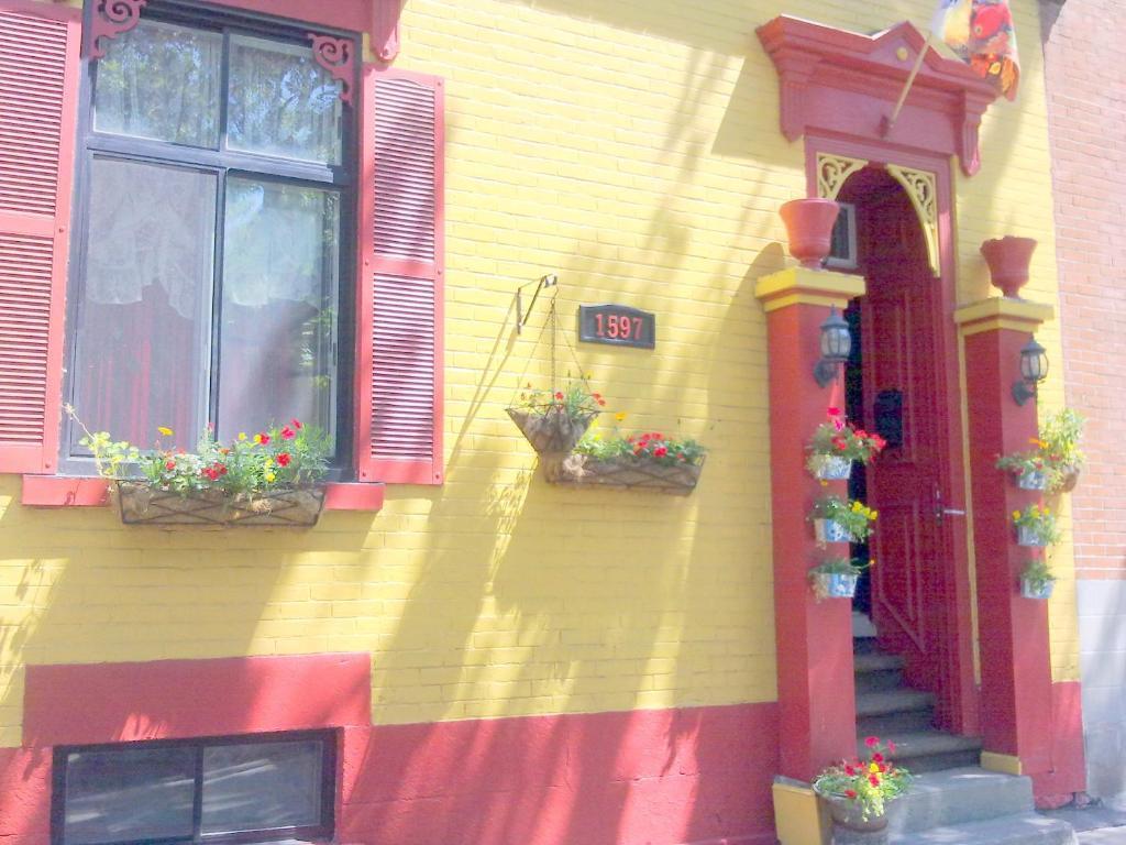 Gite Le St-Christophe Montréal Eksteriør bilde